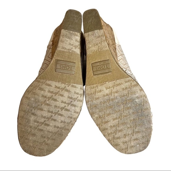 Toms Stella Beige Diamond Print Peep Toe Wedge Cork Heels - Picture 13 of 16